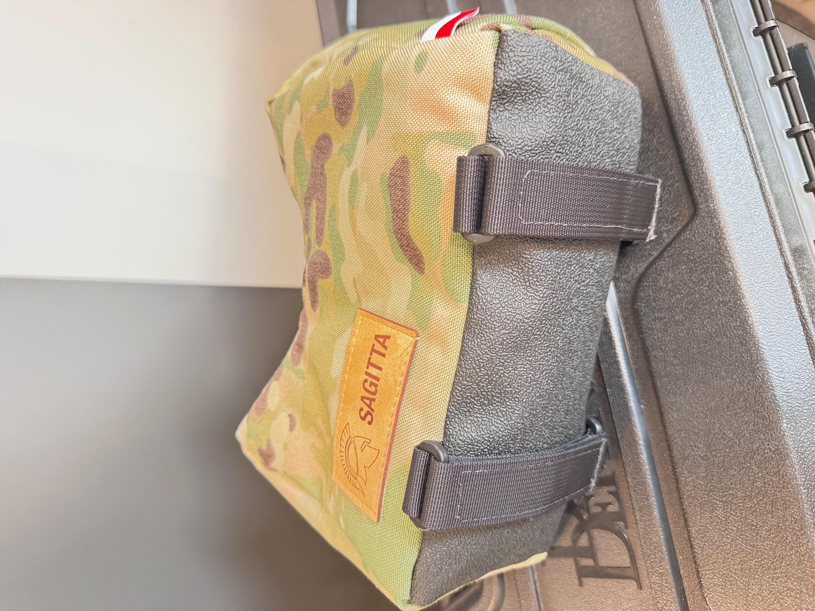 Materiał poduszki strzeleckiej Sagitta — wytrzymały i odporny